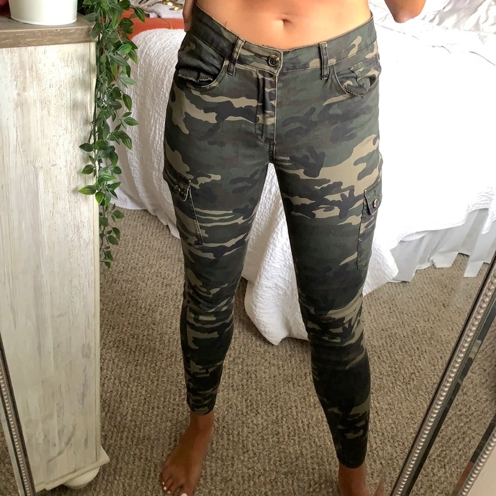 Forever 21 Army Pants Size 28